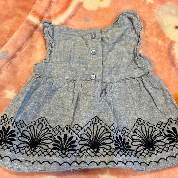 Jane AND Jack matching baby set - Picture 3 of 4